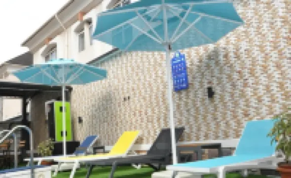 SpringHill Hotel & Suites