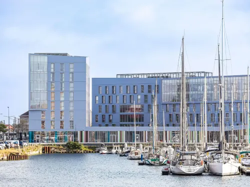 敦刻爾克中央火車站美居飯店