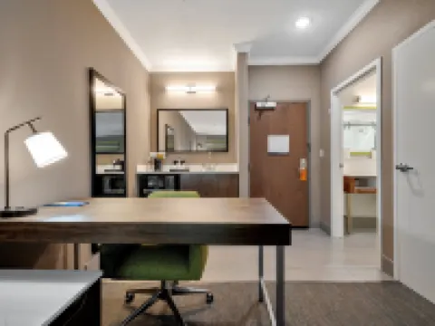 Hampton Inn & Suites Lufkin Hotels in Lufkin