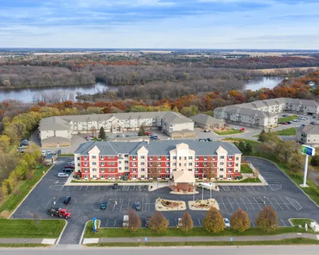 Holiday Inn Express & Suites ST. CLOUD by IHG Hotels in Saint Cloud