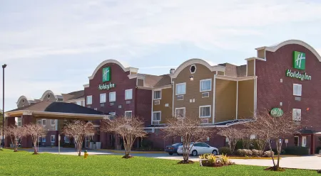 Holiday Inn & Suites Slidell - New Orleans Area Отели в г. Слайделл