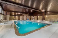 Baymont by Wyndham Bloomington MSP Airport - Pools