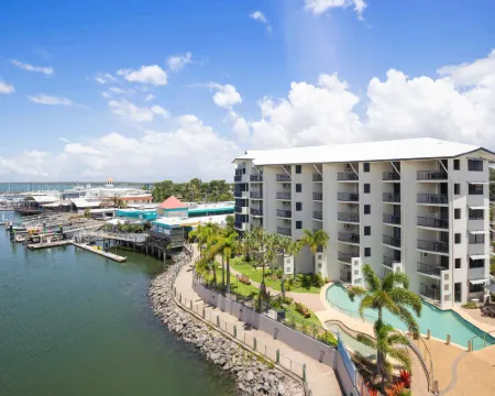 曼特拉赫維灣酒店 赫維灣酒店