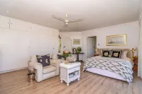 Kennedys Beach Villa