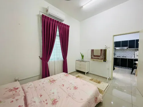 Spacious Family Homestay in Durian Tunggal with Private Pool