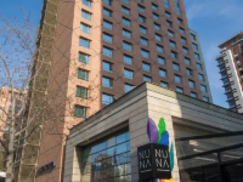 Novotel Santiago Las Condes Hotels near Araucano Park