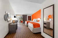 Howard Johnson by Wyndham Vero Beach / Downtown Hotels in Lakewood Park