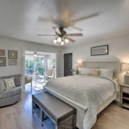 Wine Lovers Garden Oasis in Sutter Creek!