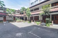 Hotel Yehezkiel Surapati Mitra RedDoorz