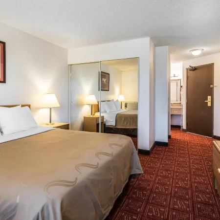 Quality Inn Отели в г. Отелло