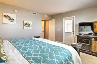 Bayfront Clearwater Beach Condo w/ Pool Access! - Condos