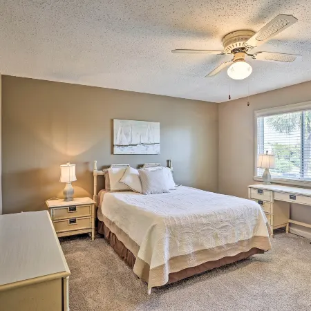 Destin Townhome with Beach Access and 2 Pools!