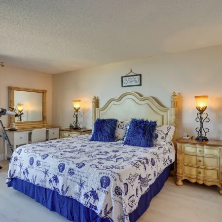 Cozy Condo w/ Gulf View, Bird Watching
