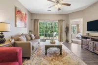 Holiday Ridge Escape - Holiday Hills Branson - Golf Resort - Outdoor Pools