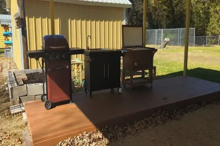 Lake Sweet Hut by Lake Texoma-B Отели в г. Шерман-Денисон