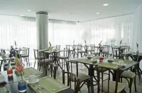 Nobile Suites Diamond - Bãi đậu xe