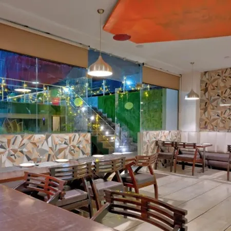 Sallow Royal Suites by Dew Drop