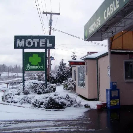 Shamrock Motel