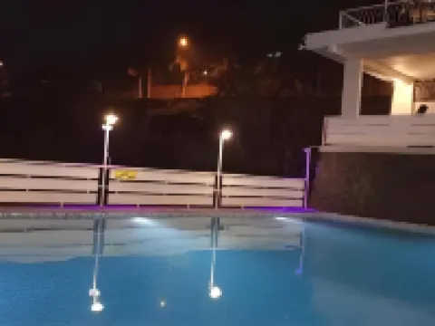 Capital O 3359 Pondok Wisata Jaden Trawas Mojokerto Hotels in Trawas