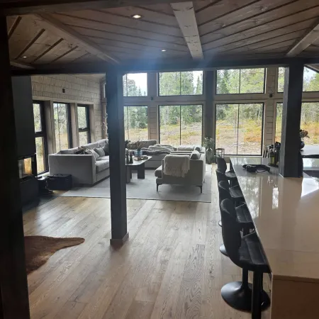 Unique hytta with jacuzzi, sauna, 7 bedrooms