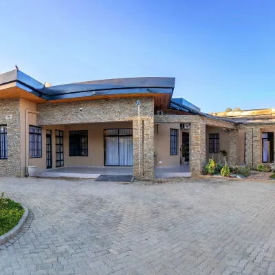 Olivoak Villa Hotels near Jump Zim Trampoline Park
