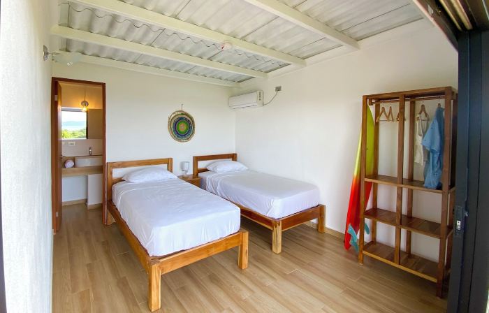 SurfAsana Lodge
