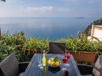 Scorcio d' Oltremare - Sea view apt in Positano - con vista montagne