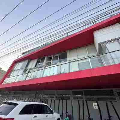 2BR Penthouse with Rooftop Pool Hotel Exterior