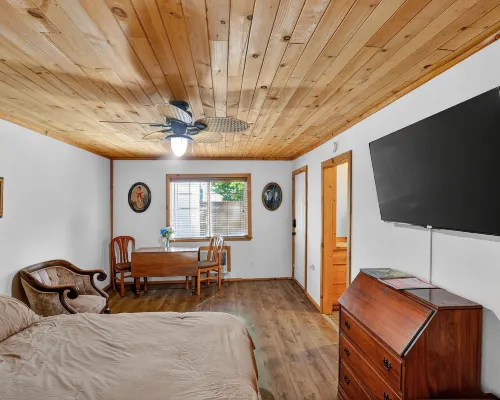 Rouge Cobb Mountain Hotel - Cabin 3 Hotels in Cobb