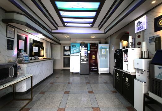 광양 숙소 객실