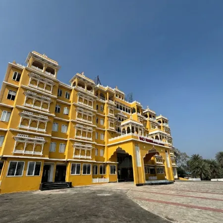 RAJMAHAL HOTEL & RESORT