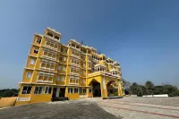 RAJMAHAL HOTEL & RESORT - Pools