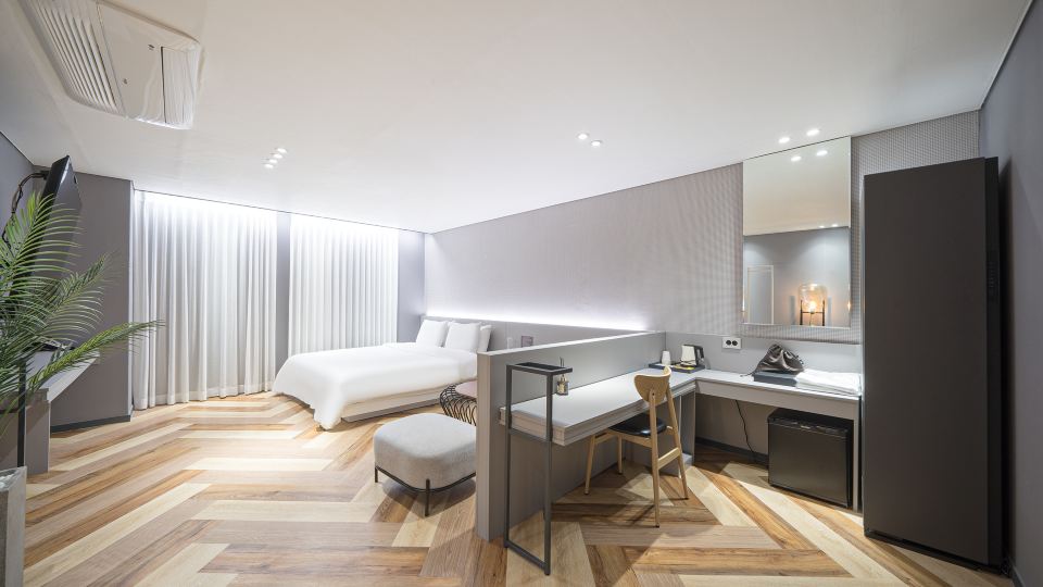 Changwon Jungangdong Brown Dot Changwon Central Branch