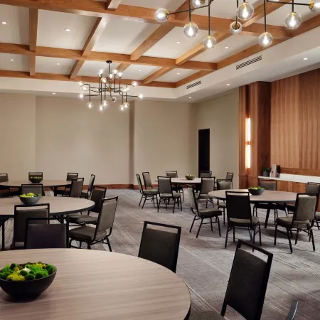 The Ava Hotel Paso Robles, Curio Collection By Hilton