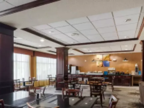 特克薩索馬湖套房飯店 丹尼森住宿飯店