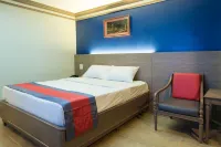 Bangkok Loft @ Nana Station - Lodges