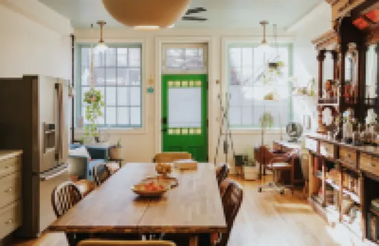 Wyatt's Saloon Guest House 2