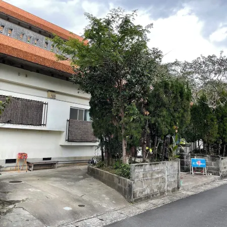 Kami House Отели в г. Амами