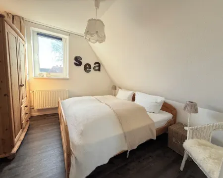 Beautiful vacation home, 150m to sandy beach with own beach chair, garden, sauna, WLAN Hotels in Schonberger Strand