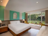 Mandrem Beach Resort, A Member of Radisson Individuals Hotels near Chapora River