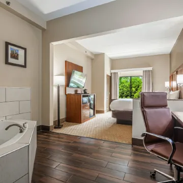 Comfort Suites Morrow- Atlanta South