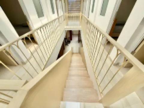 CIKOMI KOSTEL Syariah By Hans Management