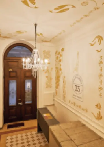 URBANAUTS STUDIOS Ginnastica