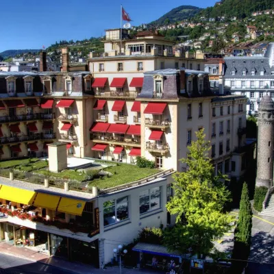 蒙特勒赫爾維提J5飯店 皇后樂隊錄音棚附近的飯店