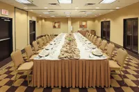 Wyndham Grand Executive Center Little Rock Airport - Morgenmad