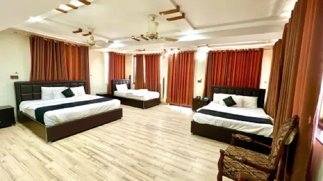 Khan Continental Hotel & Restaurant