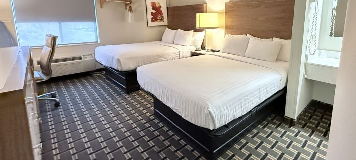 Edn Hotel Hotels in Peoria