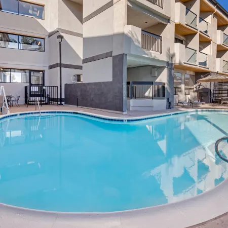 Comfort Inn & Suites Irvine Spectrum