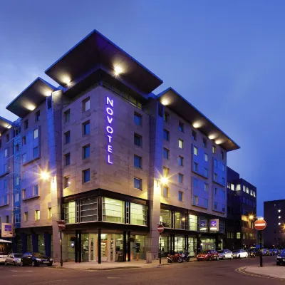 Novotel Glasgow Centre โรงแรมใกล้ฮันเตอเรียน มิวเซียม