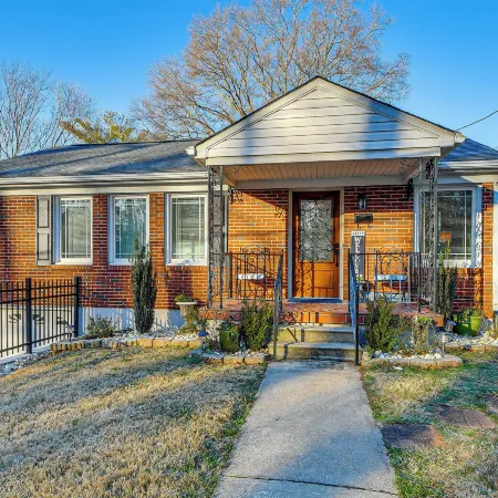 Stay Near Averett & Caesars! Cozy Home w/ Patio